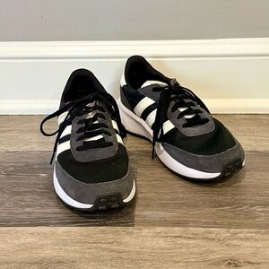 Adidas Women’s Run 70s 2.0 Sneakers